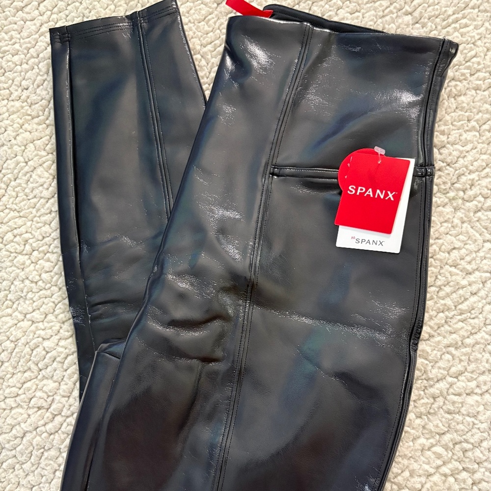 Spanx Faux Patent Leather Leggings - Size M - New with tags